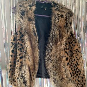 Cheetah print vest (vintage)